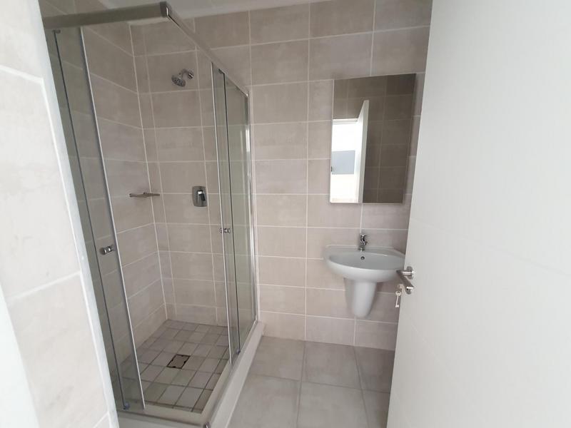 To Let 1 Bedroom Property for Rent in Gordons Bay Western Cape